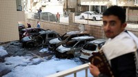Penampakan Mobil-mobil Hangus di Israel Imbas Serangan Rudal Iran