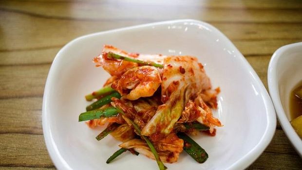 Kimchi./ Foto: pexels.com/makafood Apa yang terjadi pada tubuh jika makan daging merah setiap hari?