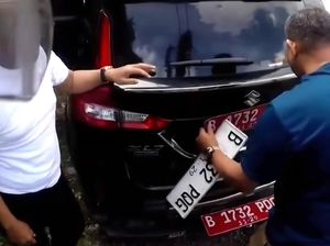 Viral Pemobil Ubah Pelat Merah Jadi Pelat Putih di Puncak Bogor Dipergoki Polisi