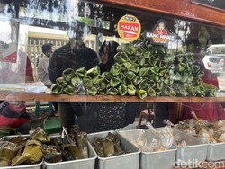 Nasi Timbel Mujahidin Bandung, Kenyang Cuma Modal Rp1.000