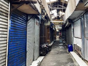 Menelusuri Lorong Pasar Kota Kembang yang Kian Redup