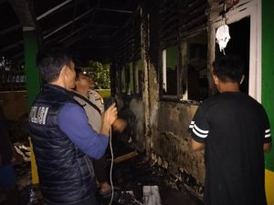 Ruang Guru SMP Muhammadiyah Prabumulih Terbakar