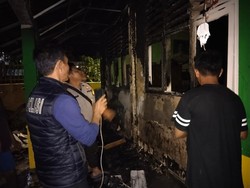 Ruang Guru SMP Muhammadiyah Prabumulih Terbakar