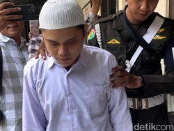 Ekspresi Lemas Alvi Pemutilasi Tiara Dituntut Penjara Semur Hidup