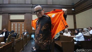 Drama Noel Dkk Tolak Jadi Saksi Sesama Terdakwa