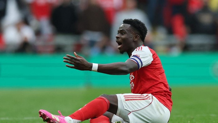 Winger Arsenal Bukayo Saka dipastikan absen saat bertemu Sporting CP.