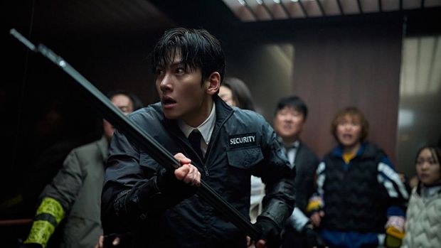 Adegan dalam film Korea Selatan Colony (2026) karya sutradara Yeon Sang Ho.
