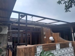 12 Pohon Tumbang-8 Rumah Rusak Akibat Hujan Angin di Malang