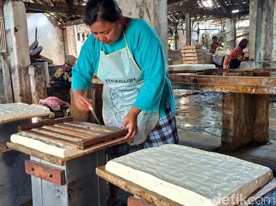 Produsen Tahu Nganjuk Pilih Tahan Harga Meski Biaya Membengkak