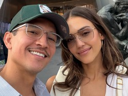 Pacari Aktor 11 Tahun Lebih Muda, Jessica Alba Makin Mesra dengan Danny Ramirez