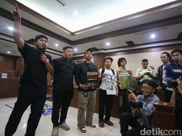 Kasus Konten Demo, Admin @bekasi_menggugat Divonis 7 Bulan Penjara