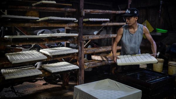 Kedelai Mahal, Pelaku Usaha Tahu Keluhkan Penurunan Omzet