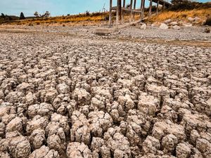 Kekeringan Surutkan Air dan Ungkap Kota Kuno Ribuan Tahun