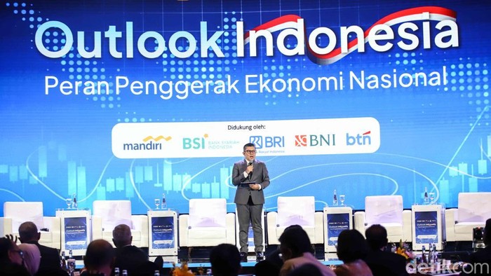 Suasana Diskusi Outlook Indonesia Suasana aktivitas obrolan Outlook Indonesia dengan tema Peran Penggerak Ekonomi Nasional di Menara Bank Mega, Jakarta, Selasa (7/4/2026).