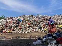Putar Otak Lawan Sampah Residu, Pemkab Klungkung Optimalkan TOSS Center