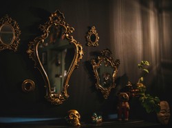 10 Benda yang Wajib Dibawa dari Rumah Lama Saat Pindahan Menurut Primbon Jawa