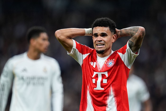 MADRID, SPAIN - APRIL 07: Luis Diaz of Bayern Munich reacts during the UEFA Champions League 2025/26 Quarter-finals First Leg match between Real Madrid C.F. and Bayern Munich at Bernabeu stadium on April 07, 2026, in Madrid, Spain. (Photo By Dennis A