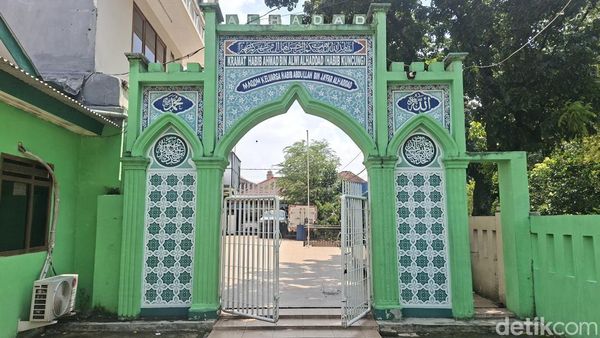 Potret Makam Habib Kuncung, Ulama Tersohor di Jakarta Selatan
