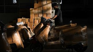 Motor Listrik Dilirik Saat BBM Kian Mahal