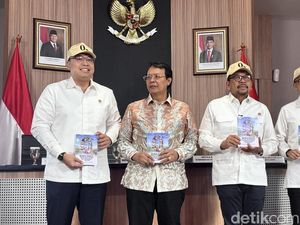 Pemerintah Luncurkan Buku Saku 0% Kemiskinan, Ini Isinya