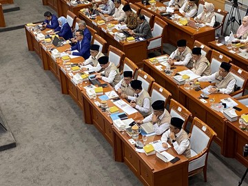 Presiden Intervensi Kenaikan Ongkos Pesawat Haji untuk Lindungi Jemaah