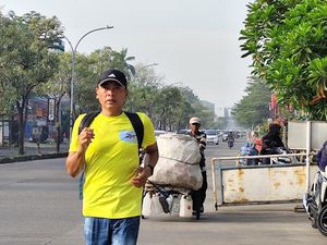 Kamis Tanpa Kendaraan, ASN Pemkot Cirebon Lari-Gowes ke Kantor