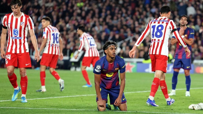 Soccer Football - UEFA Champions League - Quarter Final - First Leg - FC Barcelona v Atletico Madrid - Spotify Camp Nou, Barcelona, Spain - April 8, 2026 FC Barcelonas Lamine Yamal reacts REUTERS/Nacho Doce
