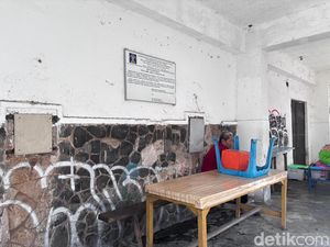 Tangan Setan Hantui Kawasan Kota Lama Surabaya dengan Vandalisme