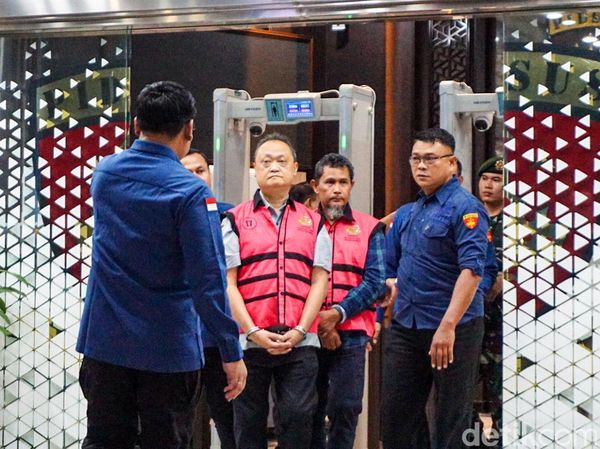 Kejagung Seret 7 Tersangka dalam Kasus Petral, Riza Chalid Masuk DPO