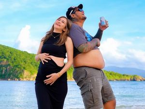 Eva Manurung Sebut Kehamilan Istri Virgoun Masuk 7 Bulan: Cucu Adalah Berkat