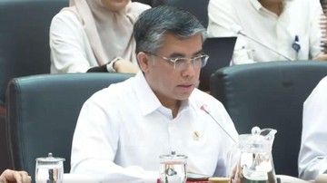 Menaker soal Formula Upah Minimum 2027: Tunggu Aja!