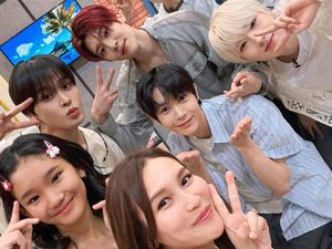 Senengnya NCT WISH Foto Bareng Ayu Ting Ting & Bilqis