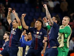 PSG Ogah Main Aman di Markas Liverpool