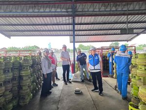 Polres Kediri Kota Sidak SPBE, Pastikan LPG 3 Kg Sesuai Takaran