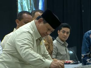 Usai Bus-Truk, RI Mau Produksi Sedan Listrik Besar-besaran