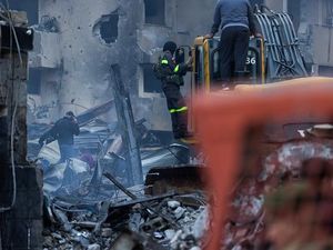 Israel Gempur Lebanon Selatan, Tewaskan 13 Personel Keamanan Negara