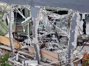 Lapangan Padel Hancur gegara Ledakan Gas, Gedung SD Ikut Terdampak