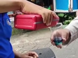 Viral Sekelompok Pria di Makassar Minum Oli Demi Stamina, MUI Tegaskan Haram