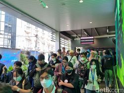 Masih Banyak Pekerja Ngantor di Hari Pertama WFH: Tergantung Kerjaannya