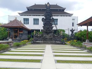 Pura Agung Raksa Bhuana di Medan, Dibangun Pakai Tukang-Bahan dari Bali