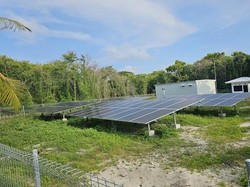 Melintasi Ombak Demi Listrik, Perjuangan Terangi Kepulauan Madura