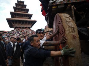 Festival Biska Jatra Hidupkan Tradisi Kuno di Jantung Kathmandu