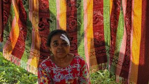 Ribuan Warga Mengungsi Pascagempa di Flores Timur