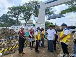 Ledakan Amarah Menteri Dody Saat Tinjau Proyek Sekolah Rakyat di Nganjuk