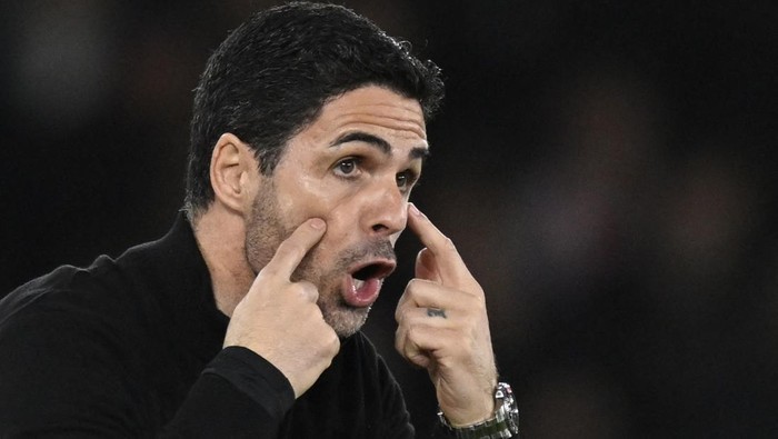Soccer Football - FA Cup - Quarter Final - Southampton v Arsenal - St Marys Stadium, Southampton, Britain - April 4, 2026 Arsenal manager Mikel Arteta reacts REUTERS/Tony O Brien