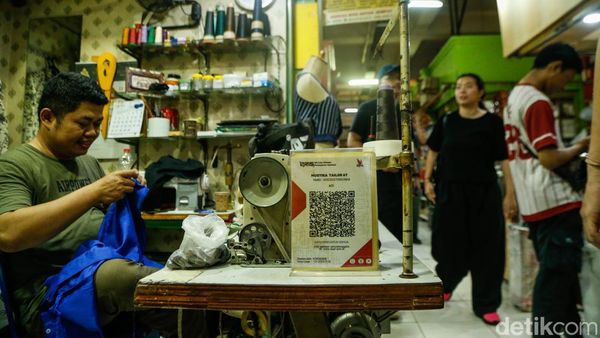 Pasar Tradisional Jakarta Mulai Bertransformasi ke Sistem Digital