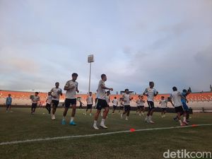 Kendala Perjalanan Tak Surutkan Semangat PSBS Biak Hadapi Borneo FC