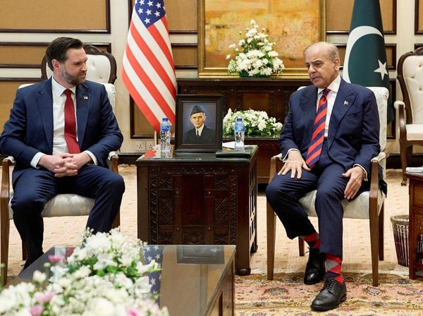 AS dan Iran Bahas Perdamaian di Islamabad, JD Vance Temui PM Pakistan