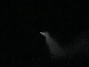 Langit Malang Dihebohkan Fenomena Benda Bercahaya, Warga Sempat Kira Rudal