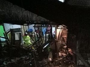 Tembok 12 Meter Longsor di Ciawi Bogor, 2 Rumah Rusak Parah